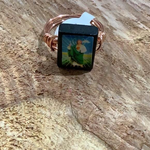 Handmade Jesus wooden wire ring - Picture 4 of 4